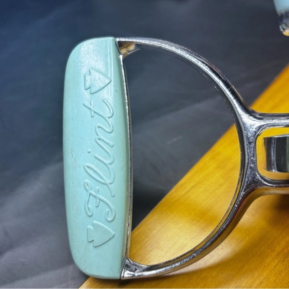 Flint Best EKCO hand-crank egg beater turquoise blue vintage - Picture 3 of 7